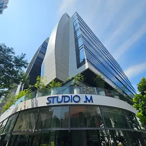 M Singapura