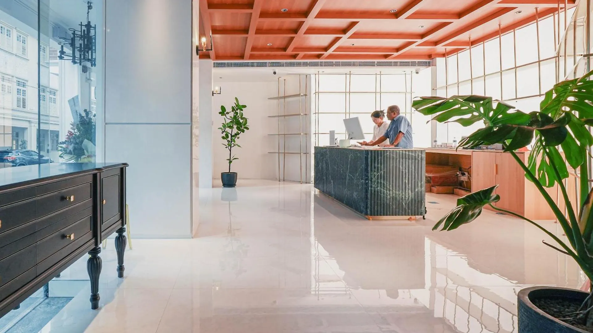 A Hotel Chinatown- Newly Renovated location
